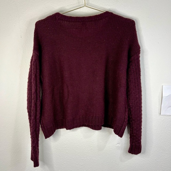 Mudd Burgundy Cable Knit Cropped Sweater - Women's Small Cozy Fall Winter Top - Picture 7 of 10